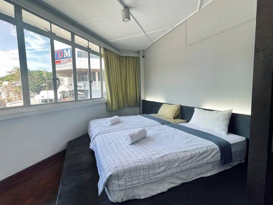Bunk Puteh Homestay Kuala Terengganu Exterior foto
